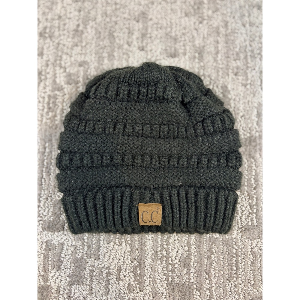 C.C Beanie OSFM Black Chunky Cable Knit Ribbed Slouchy Winter Hat